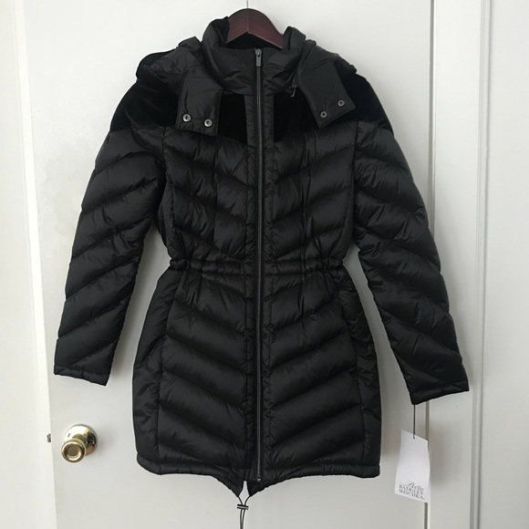 Badgley Mischka Jackets & Blazers - Badgley Mischka NWT Down hooded coat size S